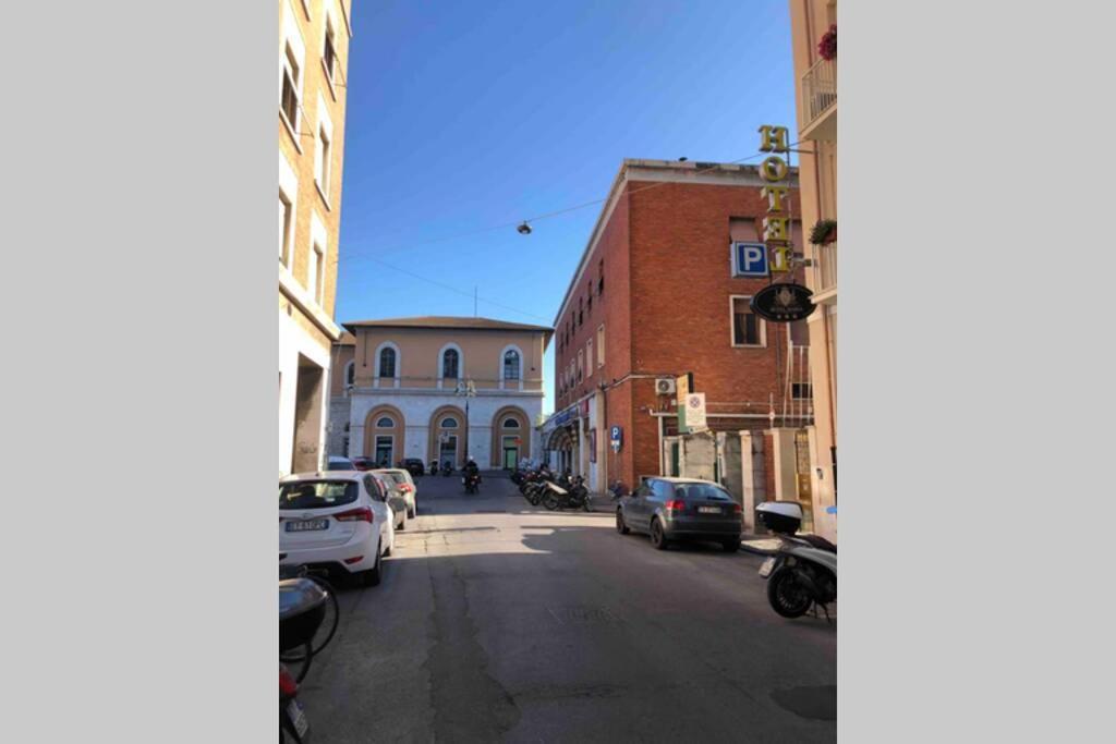 פיזה Mascagni 18: Lovely And Central Apartment מראה חיצוני תמונה